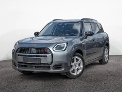 Grün Gebraucht 2024 Mini Countryman Classic SUV | 37.900 €