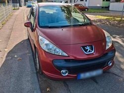 Rot Gebraucht 2008 Peugeot 207 Kleinwagen | 1.700 € (Guter Preis)