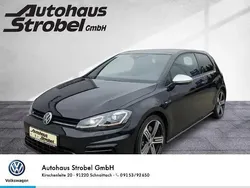 Schwarz deep black perleffekt (metallic) Gebraucht 2019 VW Golf VII R Limousine | 25.890 € (Fairer Preis)