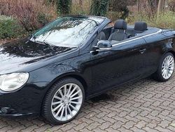 Schwarz Gebraucht 2007 VW Eos Cabrio | 7.000 €