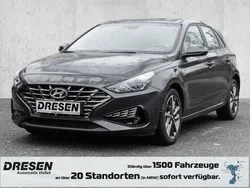 Schwarz Gebraucht 2022 Hyundai i30 Trend Limousine | 18.490 € (Fairer Preis)