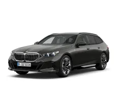 Grau Gebraucht 2024 BMW 520 M Sport Kombi | 50.650 € (Superpreis)