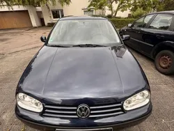 Blau Gebraucht 1998 VW Golf IV Basis Limousine | 1.500 € (Fairer Preis)