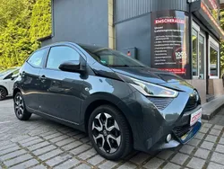 Grau Gebraucht 2019 Toyota Aygo Connect Style Kleinwagen | 7.890 € (Guter Preis)