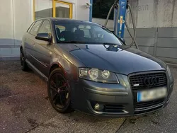 Grau Gebraucht 2005 Audi A3 Limousine | 3.400 € (Teuer)