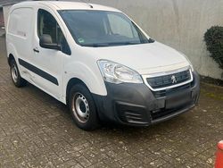 Weiß Gebraucht 2016 Peugeot Partner Van / Kleinbus | 4.250 € (Fairer Preis)