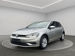 Grau (graumet.) Gebraucht 2017 VW Golf VII Limousine | 10.980 € (Fairer Preis)