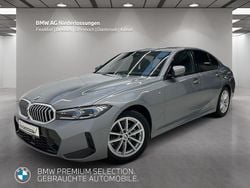 Grau Gebraucht 2024 BMW 320 Comfort Edition Limousine | 39.940 € (Fairer Preis)
