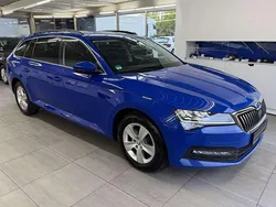 Energyblau Gebraucht 2022 Skoda Superb Ambition Kombi | 20.790 € (Guter Preis)