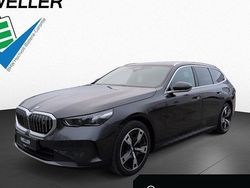 Sophistograu (grau) Gebraucht 2024 BMW i5 Comfort Edition Kombi | 51.950 € (Fairer Preis)
