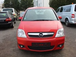 Rot Gebraucht 2008 Opel Meriva Cosmo Van / Kleinbus | 1.000 € (Superpreis)