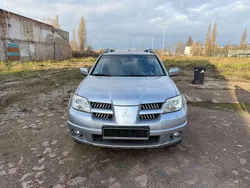 Silber Gebraucht 2007 Mitsubishi Outlander SUV | 2.250 € (Guter Preis)
