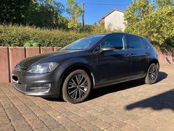Grau Gebraucht 2016 VW Golf VII Allstar Limousine | 11.700 € (Fairer Preis)
