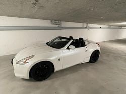 Weiß Gebraucht 2010 Nissan 370Z Cabrio | 16.000 €