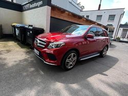 Rot Gebraucht 2018 Mercedes GLE250 SUV | 33.000 € (Teuer)