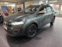 Zeder grün metallic Gebraucht 2024 Dacia Sandero Extreme Limousine | 17.750 € (Fairer Preis)