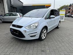 Silber Gebraucht 2010 Ford S-MAX Van / Kleinbus | 7.800 €