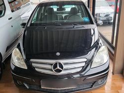 Schwarz Gebraucht 2007 Mercedes 170 Limousine | 2.500 €