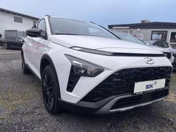 Atlas white / sol Gebraucht 2023 Hyundai Bayon SUV | 18.390 € (Fairer Preis)