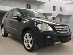Schwarz Gebraucht 2007 Mercedes ML320 SUV | 7.599 € (Fairer Preis)