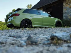 Grün Gebraucht 2016 Audi RS3 Ambiente Kleinwagen | 38.300 € (Fairer Preis)