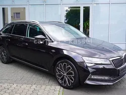 Schwarz Gebraucht 2021 Skoda Superb LAURIN & KLEMENT Limousine | 34.999 € (Fairer Preis)