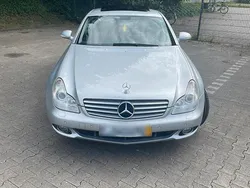 Silber Gebraucht 2007 Mercedes CLS500 Coupé | 6.500 €