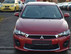 Rot Gebraucht 2016 Mitsubishi Lancer Sportback Plus Limousine | 7.999 € (Fairer Preis)