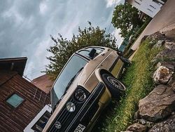 Gold Gebraucht 1989 VW Golf II Kleinwagen | 1.800 €