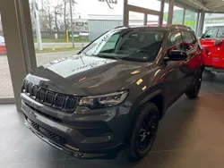 Grau Gebraucht 2023 Jeep Compass Night Eagle SUV | 29.900 € (Fairer Preis)