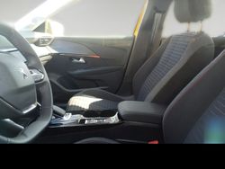 Gelb Gebraucht 2021 Peugeot e-208 Active Kleinwagen | 17.180 € (Etwas zu teuer)