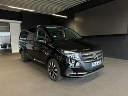 Obsidianschwarz metallic Gebraucht 2024 Mercedes Vito Van / Kleinbus | 58.036 €