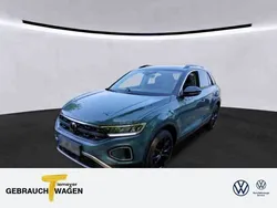 Blau Gebraucht 2022 VW T-Roc Life SUV | 26.880 € (Fairer Preis)