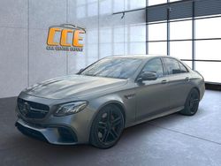 Grau Gebraucht 2018 Mercedes E63S AMG AMG Limousine | 54.990 € (Fairer Preis)