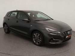 Grau Gebraucht 2023 Hyundai i30 Trend Limousine | 16.880 € (Fairer Preis)