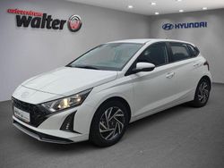 Weiß Neu 2025 Hyundai i20 Trend Limousine | 20.990 € (Guter Preis)