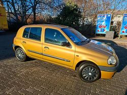 Gelb Gebraucht 1999 Renault Clio II Kleinwagen | 1.111 €