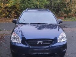 Blau Gebraucht 2009 Kia Carens Van / Kleinbus | 2.700 € (Guter Preis)