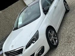 Andere außenfarben Gebraucht 2017 Peugeot 308 Allure Limousine | 9.150 € (Etwas zu teuer)