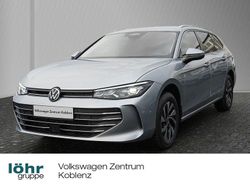 Rot Neu 2025 VW Passat Business Limousine | 55.580 € (Teuer)