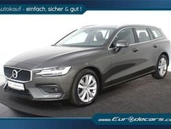 Grau Gebraucht 2021 Volvo V60 Kombi | 25.800 € (Guter Preis)