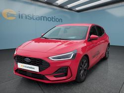 Rot Gebraucht 2025 Ford Focus ST-Line X Limousine | 33.749 € (Teuer)