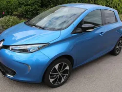 Blau Gebraucht 2017 Renault Zoe Intens Kleinwagen | 6.500 €