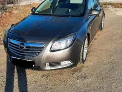 Grau Gebraucht 2009 Opel Insignia Limousine | 2.250 € (Superpreis)