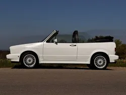 Weiß Gebraucht 1989 VW Golf Cabriolet GTI Cabrio | 9.990 €