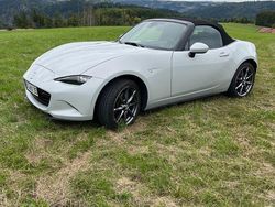Weiß Gebraucht 2016 Mazda MX5 Sports-Line Cabrio | 14.900 € (Fairer Preis)