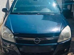 Blau Gebraucht 2007 Opel Astra Kombi | 2.100 € (Guter Preis)