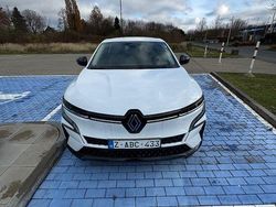 Weiß Gebraucht 2023 Renault Megane E-Tech Komfort Limousine | 16.950 €