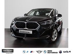 Black sapphire Gebraucht 2024 BMW X2 Shadowline SUV | 38.870 €