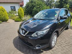 Schwarz Gebraucht 2014 Nissan Qashqai Acenta SUV | 9.300 € (Etwas zu teuer)